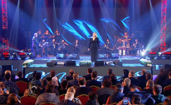 Muazzez Ersoy, TRT Müzik ekranlarından milyonlara seslendi