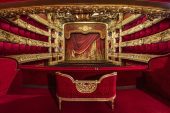 Operadaki Hayalet’e ilham veren bina konaklamaya açıldı