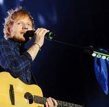 Ed Sheeran art arda altıncı bir numaralı albümüyle zirveye oturdu