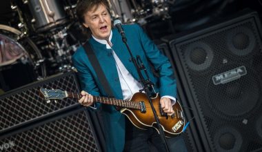 Paul McCartney’nin şarkı sözleri otobiyografi olacak