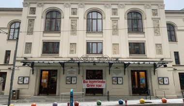 Kadıköy Süreyya Operası çalışanları da grevde