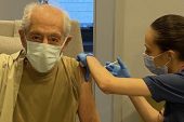 Genco Erkal 4’üncü doz aşısını yaptırdı