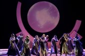 İstanbul Devlet Tiyatrosu “Yol” Oyununun Prömiyerini Gerçekleştirdi