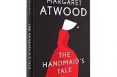 Margaret Atwood’dan kitap yasaklarına, yanmayan kitapla protesto