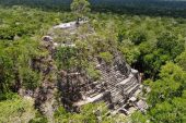 Guatemala’daki ormanda 417 antik Maya şehri keşfedildi