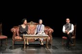 İzmir Şehir Tiyatroları’ndan Bedia Muvahhit’e Özel Gösterim